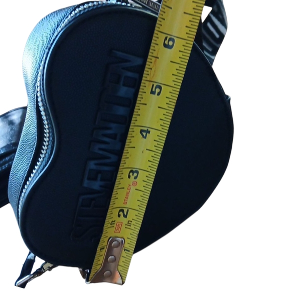 Steve Madden Black Heart-Shaped Crossbody - Picture 5 of 8
